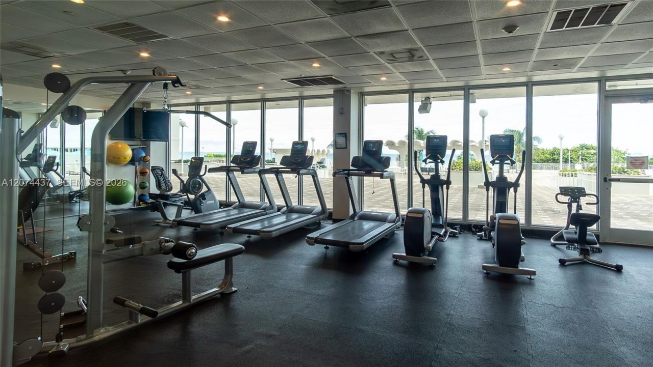 5701 Collins Ave, Unit 605, Miami Beach, FL 33140 Photo