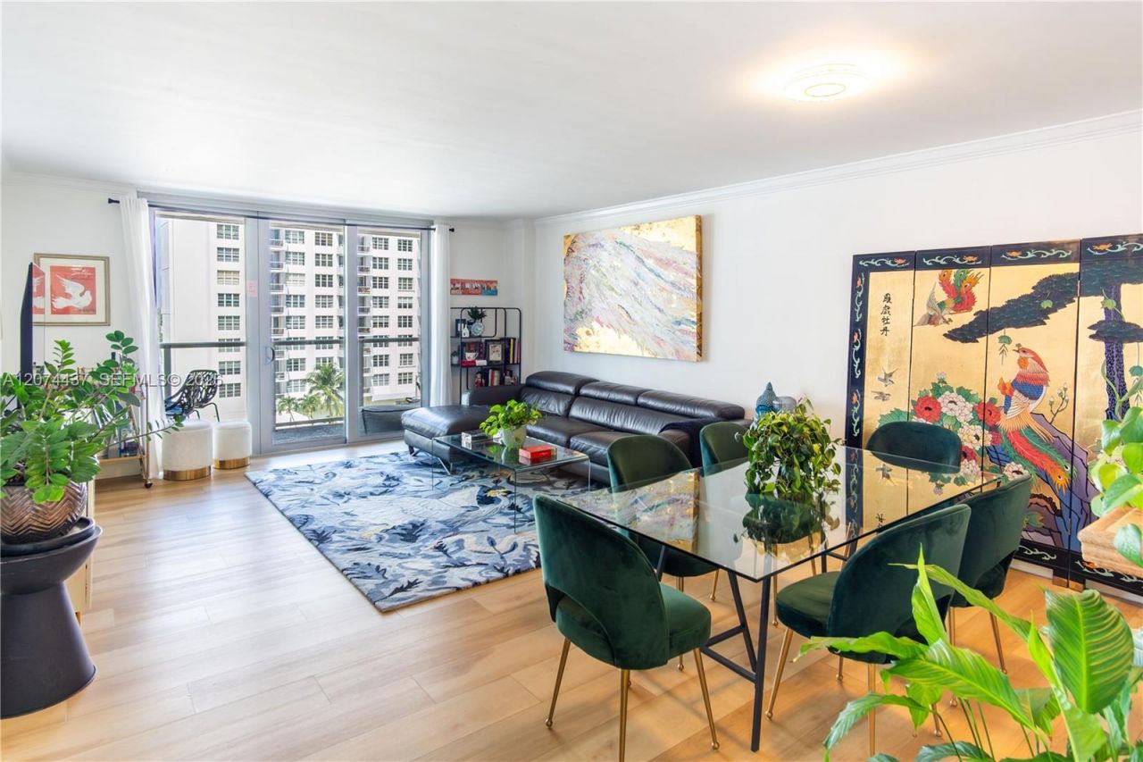 5701 Collins Ave, Unit 605, Miami Beach, FL 33140 Photo