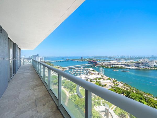 50 Biscayne Blvd, Unit 4402, Miami, FL 33132