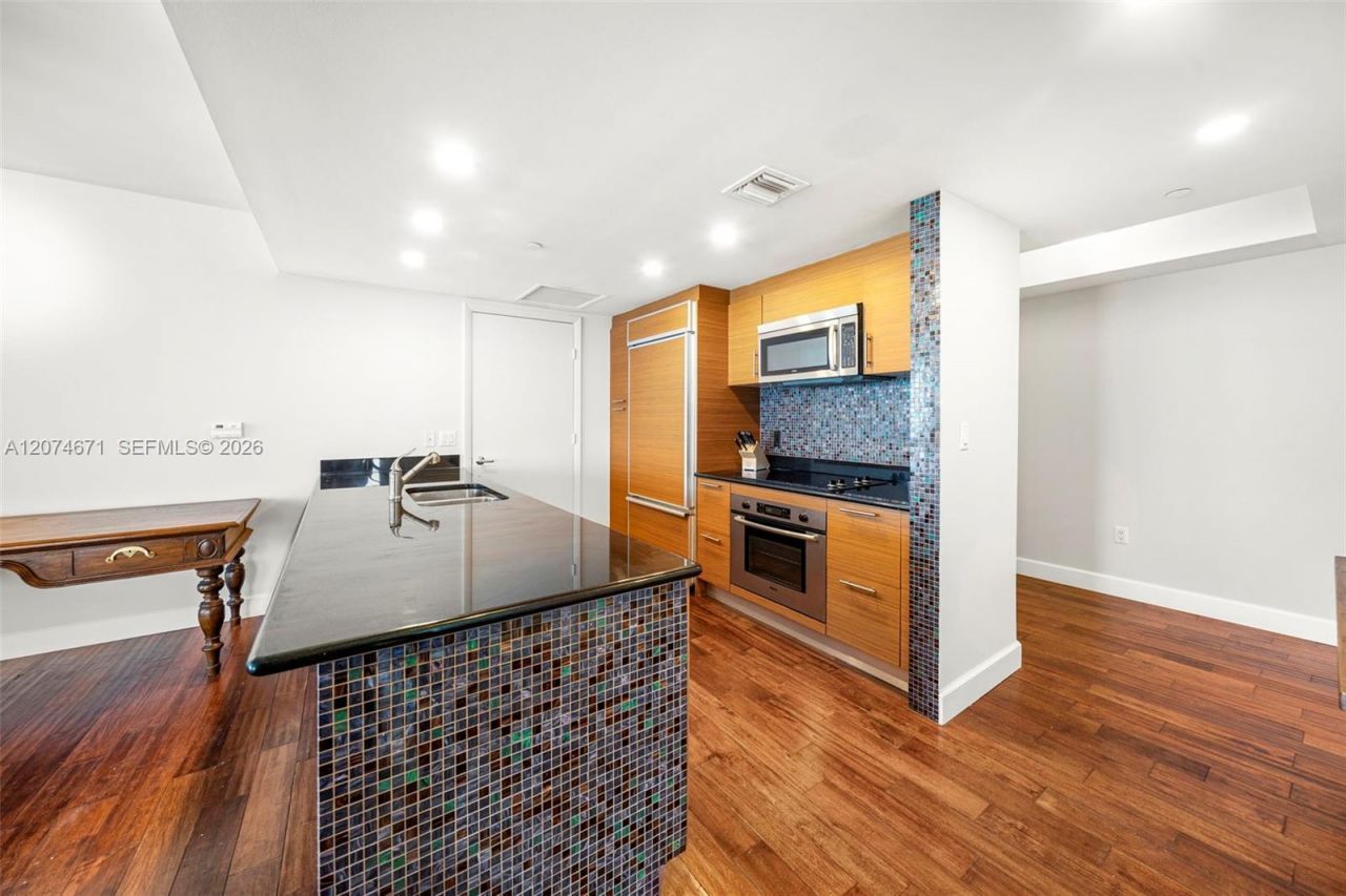 50 Biscayne Blvd, Unit 4402, Miami, FL 33132 Photo