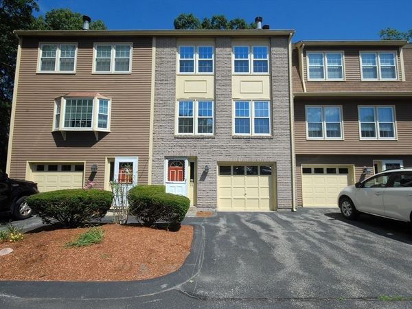 98 Heritage Dr, Unit 98, Tewksbury, MA 01876