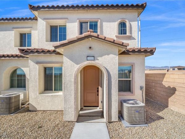 8352 Weidler Street , Las Vegas, NV 89166