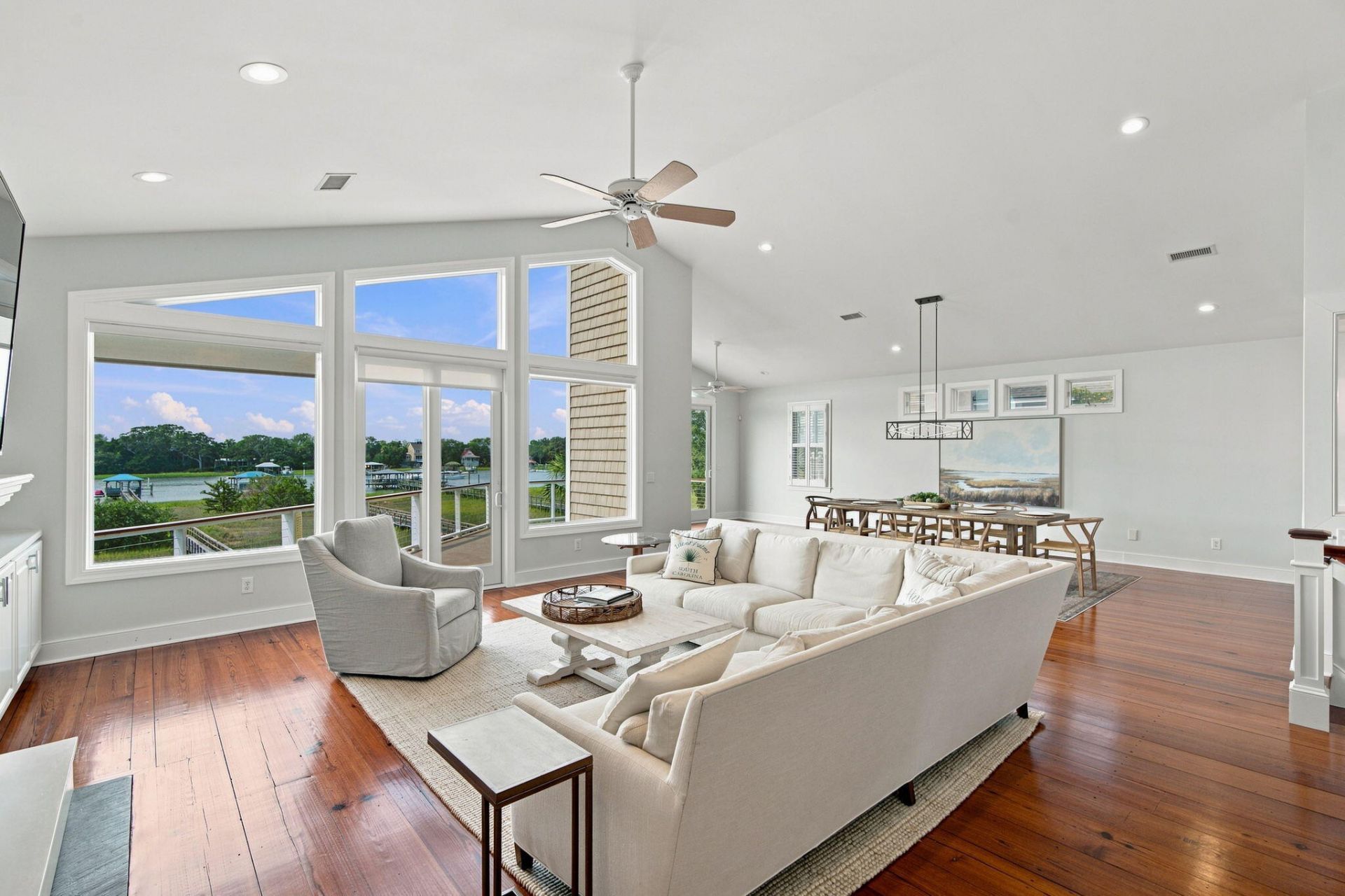 8 Ensign Court Photo 30