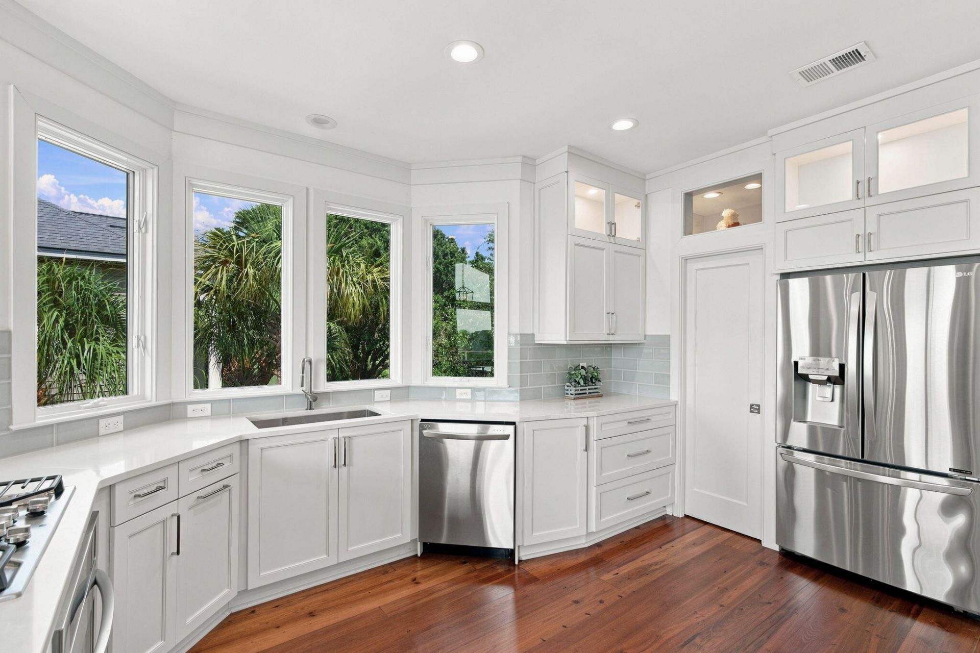 8 Ensign Court Photo 44