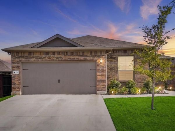 416 Passenger Trail, Fort Worth, TX 76131
