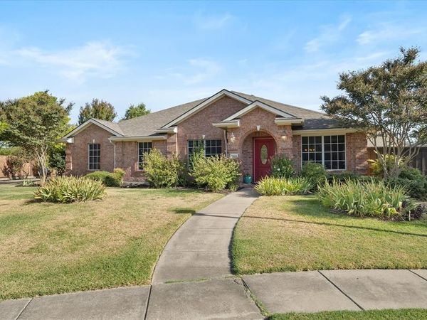 7005 Travelers Crossing, Rowlett, TX 75089