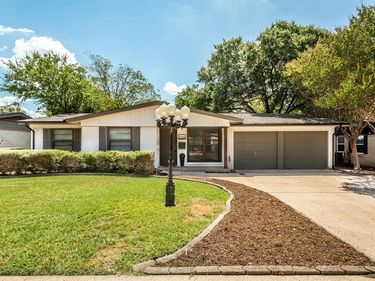 2328 Globe Avenue, Dallas, TX 75228