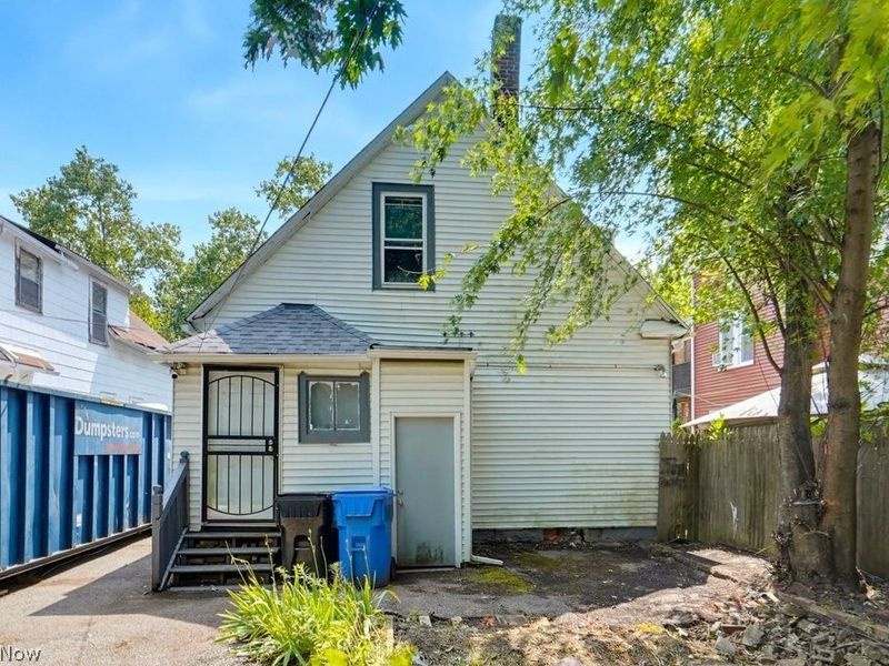 7311 Montgomery Avenue, Cleveland, OH 44104 Photo 2
