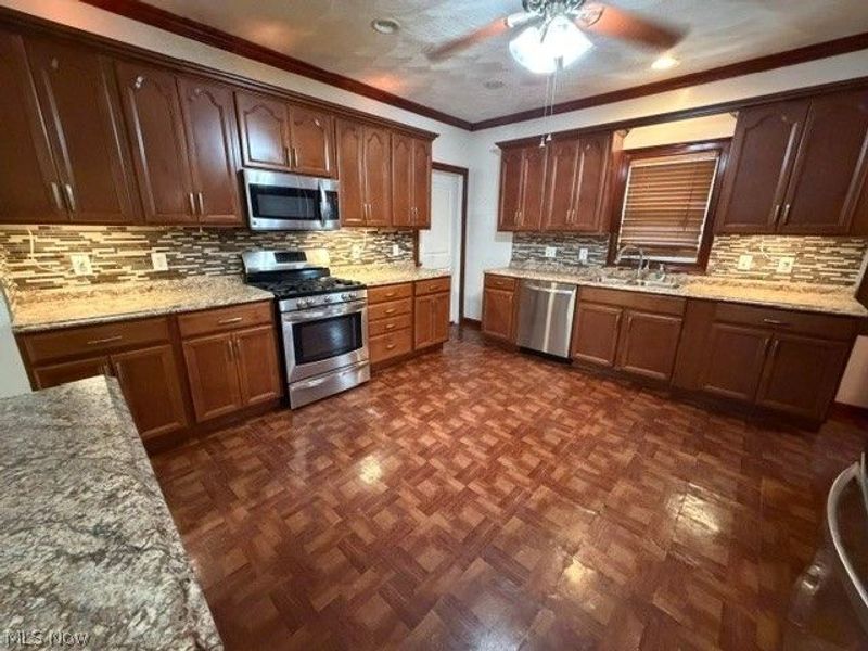 7311 Montgomery Avenue, Cleveland, OH 44104 Photo 6