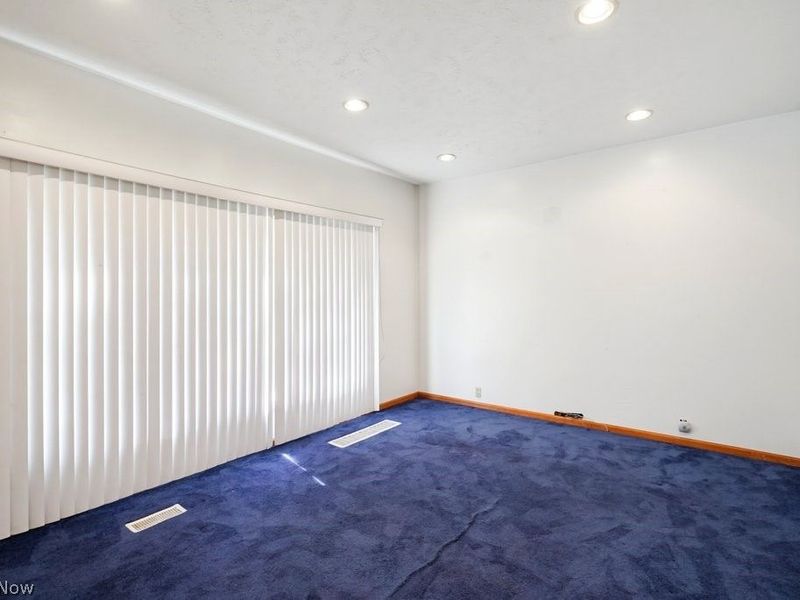 7311 Montgomery Avenue, Cleveland, OH 44104 Photo 7