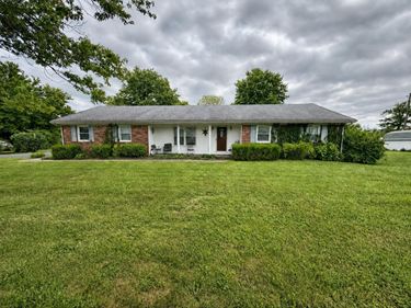 136 Paradise Camp Road, Harrodsburg, KY 40330