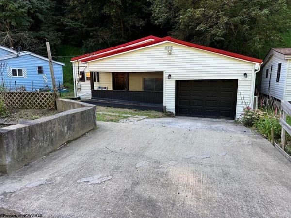 139 Ramp Hollow Road, Pursglove, WV 26501