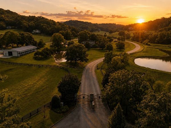 3008 Smith Ln, Franklin, TN 37069
