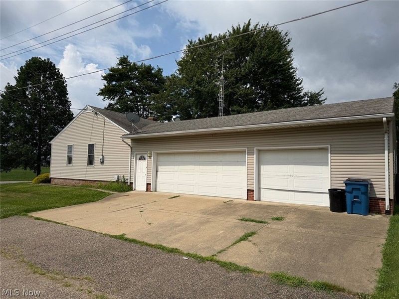 4222 Southway Street SW, Massillon, OH 44646 Photo 10
