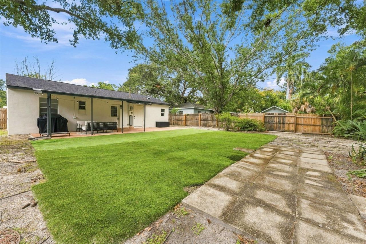 240 42nd Avenue Ne, Saint Petersburg, FL 33703 Photo