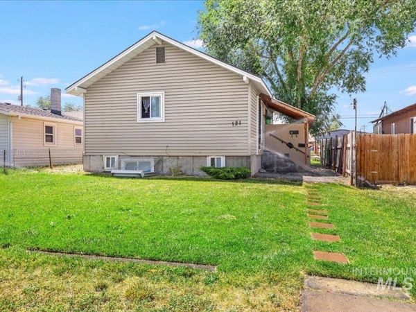 121 7th Ave South, Buhl, ID 83316