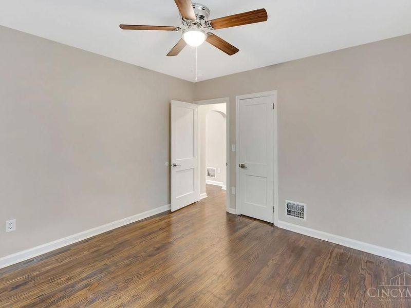 253 Ohio Avenue, Cincinnati, OH 45215 Photo 18