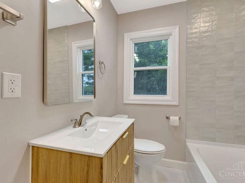 253 Ohio Avenue, Cincinnati, OH 45215 Photo 19