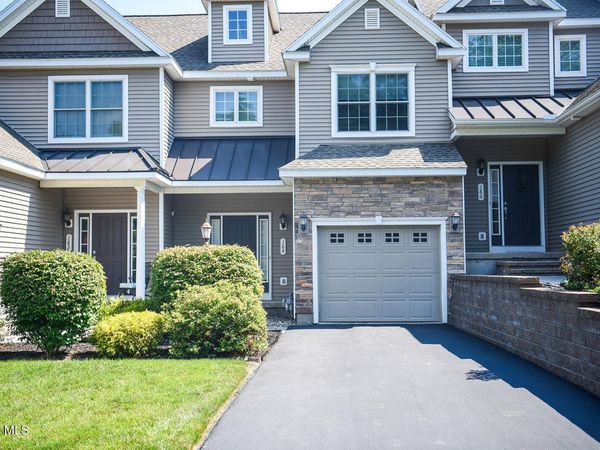 184 Fieldstone Drive, Niskayuna, NY 12304
