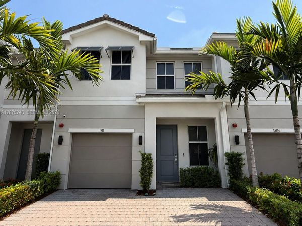 181 SW 170th Ave , Pembroke Pines, FL 33027