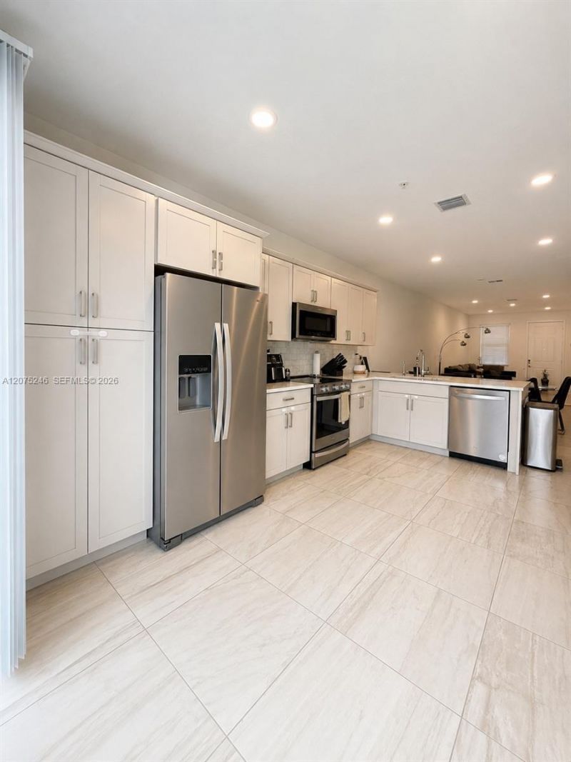 181 SW 170th Ave , Pembroke Pines, FL 33027 Photo