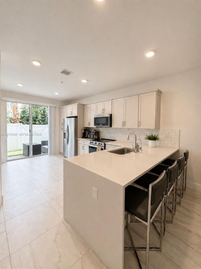 181 SW 170th Ave , Pembroke Pines, FL 33027 Photo