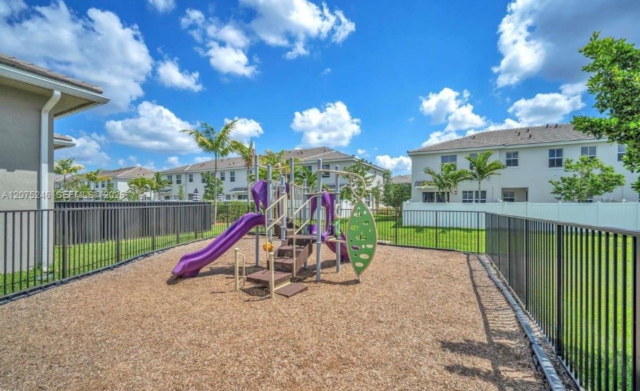181 SW 170th Ave , Pembroke Pines, FL 33027 Photo