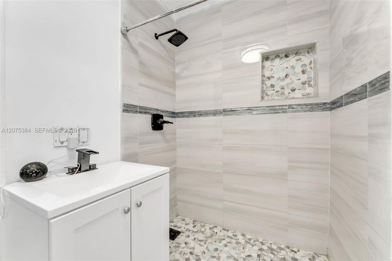 19137 NW 47th Ave , Miami Gardens, FL 33055 Photo