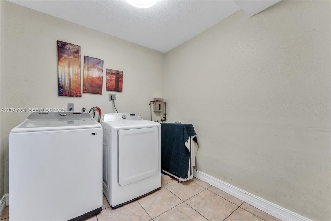 19137 NW 47th Ave , Miami Gardens, FL 33055 Photo