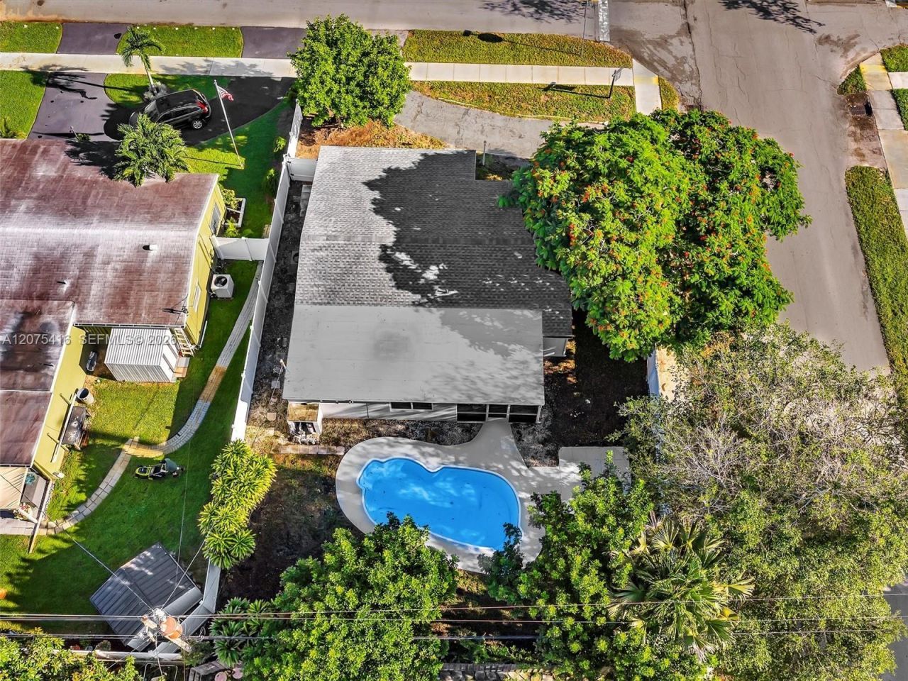 6800 Raleigh St , Hollywood, FL 33024 Photo