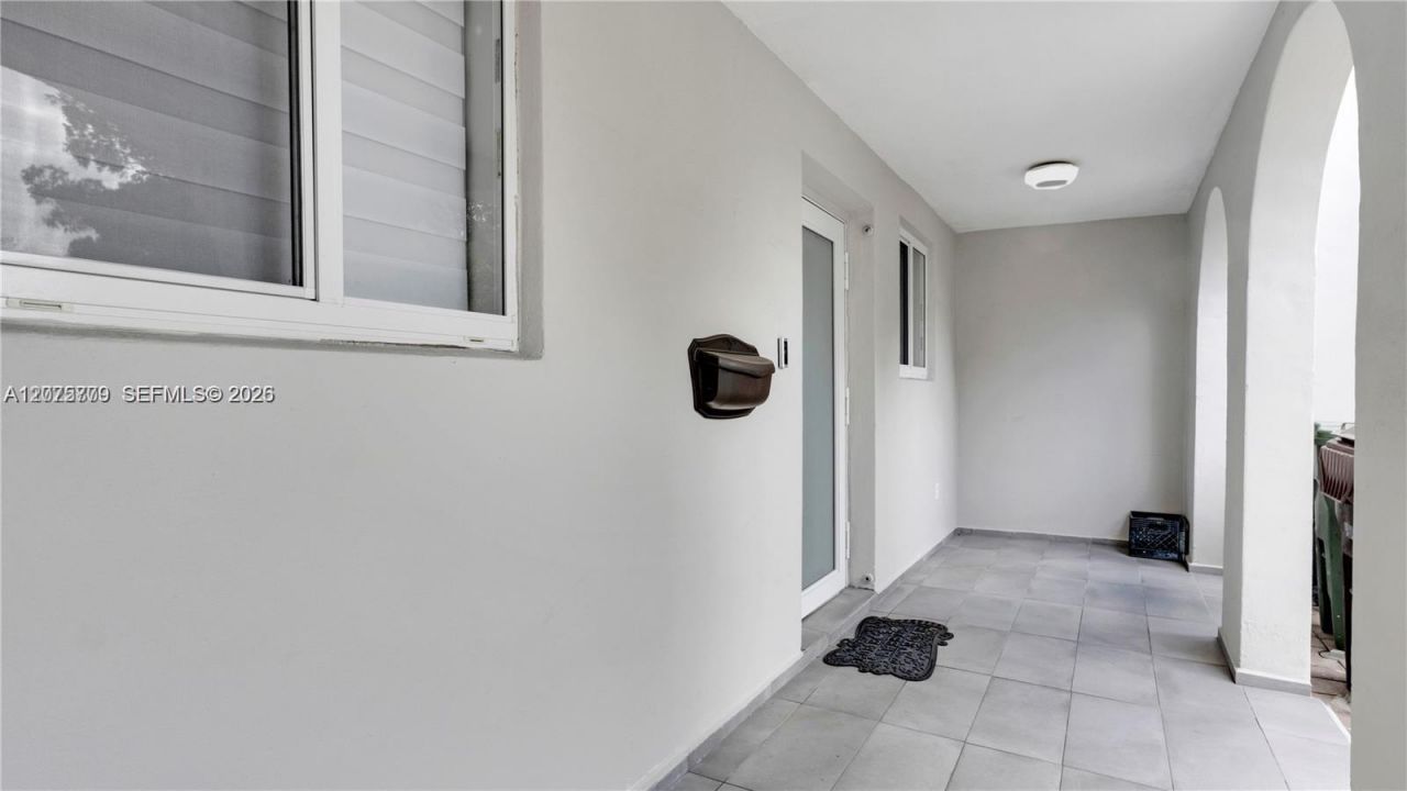 7025 W 3rd Ct , Hialeah, FL 33014 Photo
