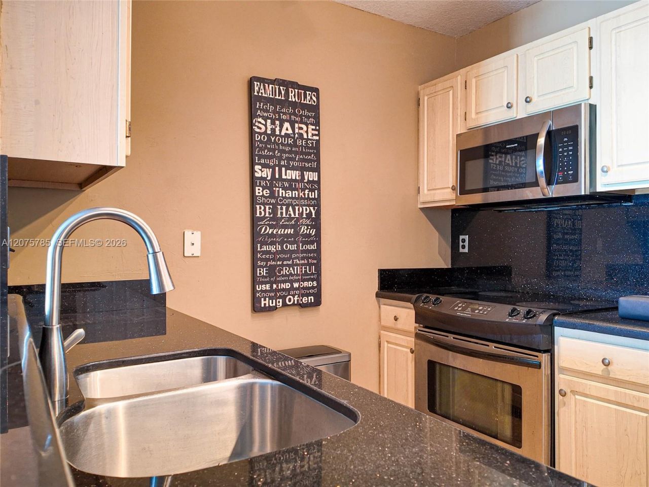 2665 SW 37th Ave , Unit 1112, Miami, FL 33133 Photo