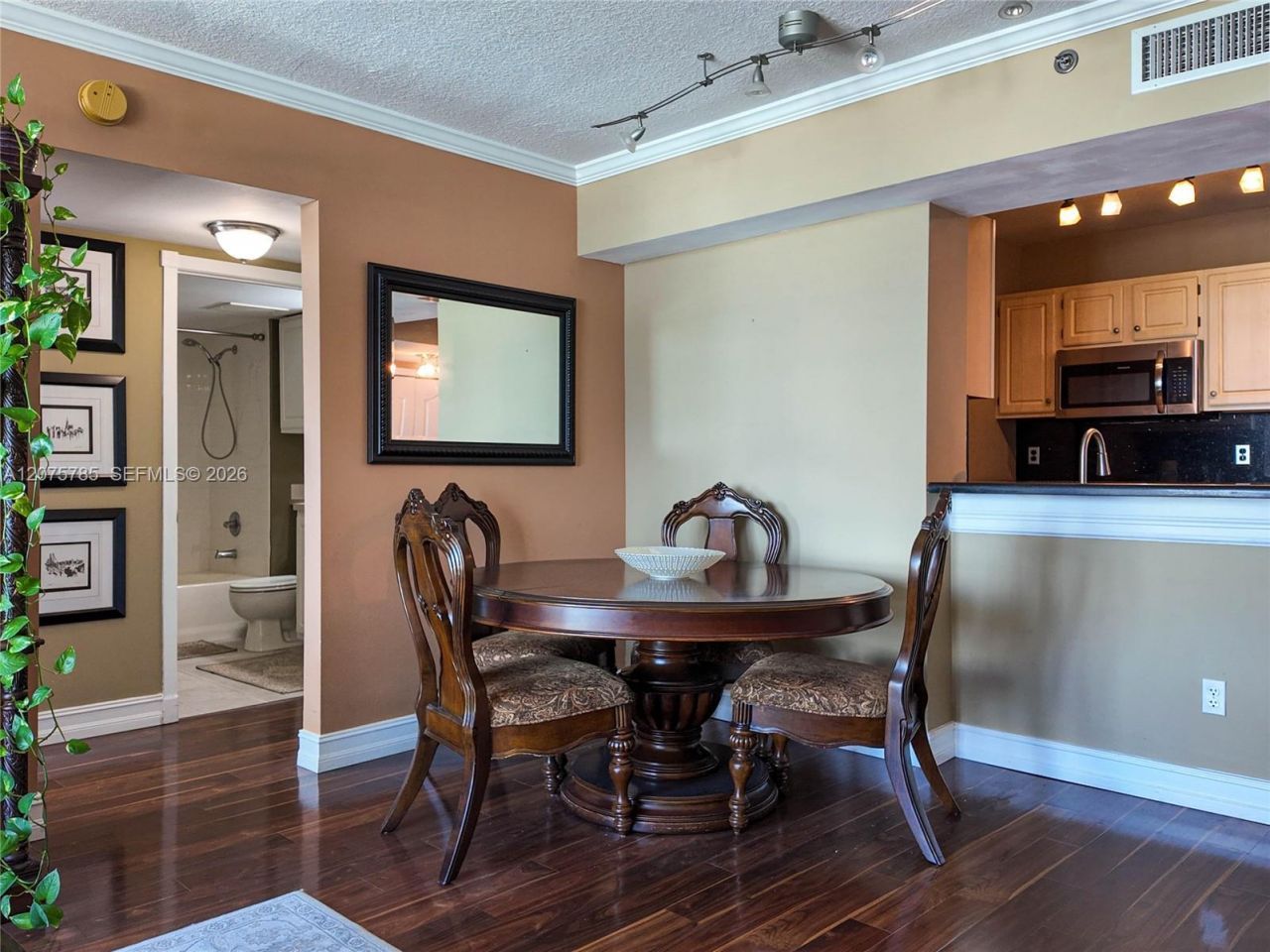 2665 SW 37th Ave , Unit 1112, Miami, FL 33133 Photo