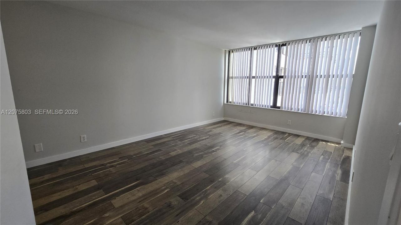 2500 Parkview Dr , Unit 2317, Hallandale Beach, FL 33009 Photo