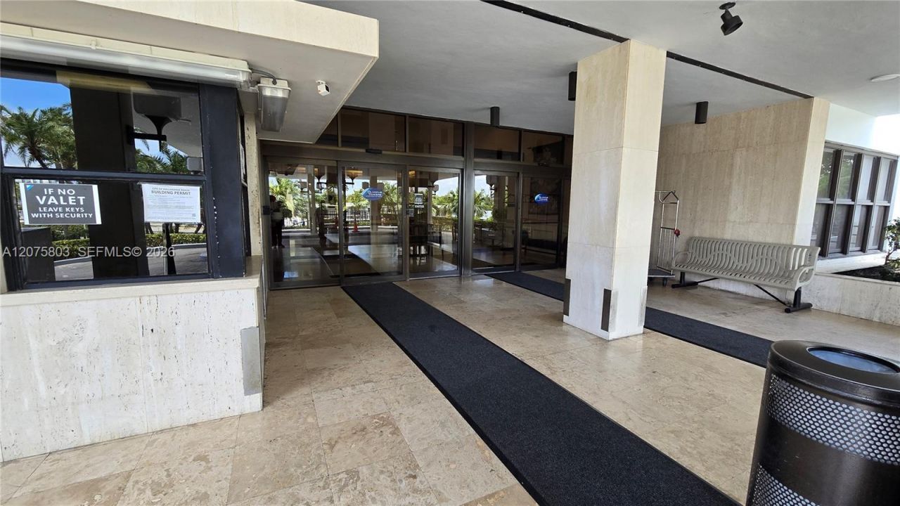 2500 Parkview Dr , Unit 2317, Hallandale Beach, FL 33009 Photo