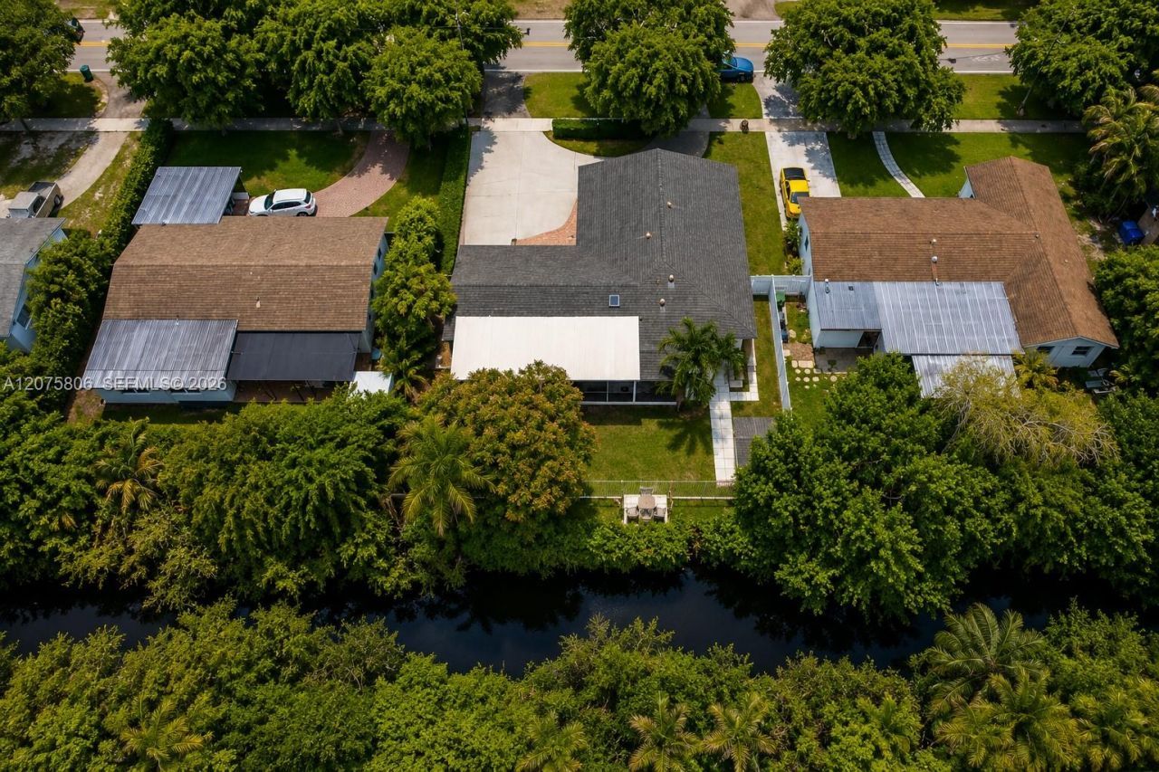 5380 SW 92nd Ave , Miami, FL 33165 Photo