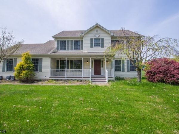 61 Rock Rd, Washington, NJ 07853