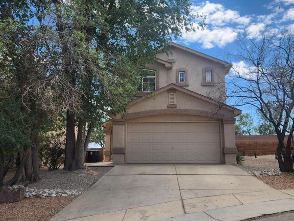 7872 LATIR MESA Road NW, Albuquerque, NM 87114