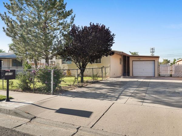 1612 Towner Avenue NW, Albuquerque, NM 87104