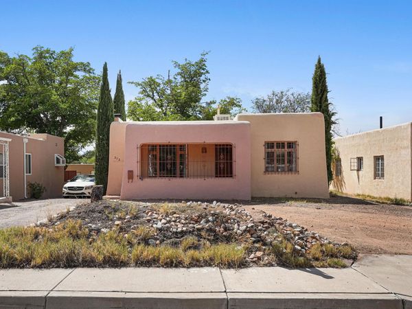 313 Carlisle Boulevard SE, Albuquerque, NM 87106