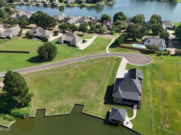 211 Harper's Way, Madison, MS 39110