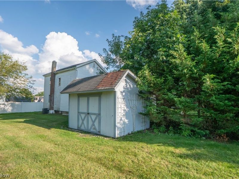 748 Hemlock Street NW, Massillon, OH 44647 Photo 38