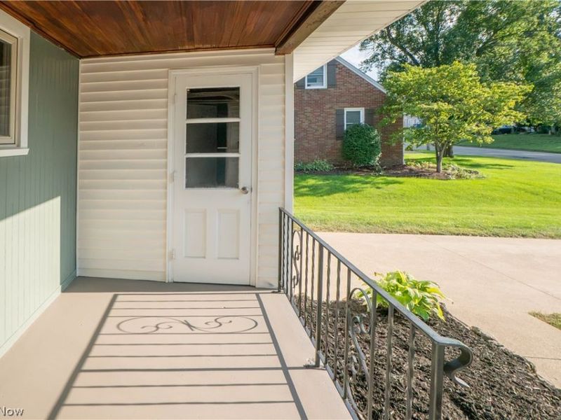 748 Hemlock Street NW, Massillon, OH 44647 Photo 4