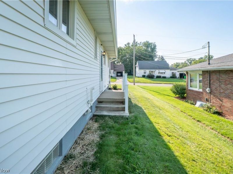 748 Hemlock Street NW, Massillon, OH 44647 Photo 41
