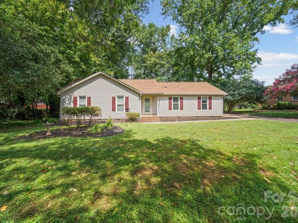 4710 Carving Tree Drive, Charlotte, NC 28227