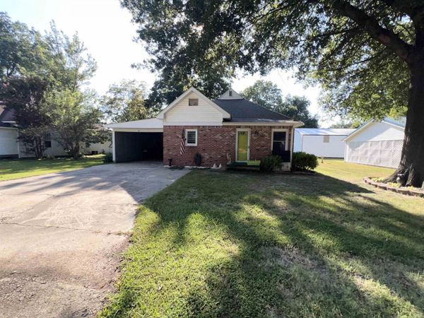 260 N Monroe Avenue, Piggott, AR 72454