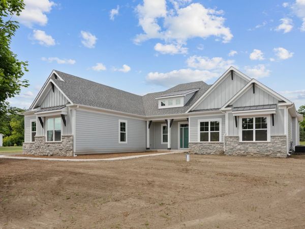 2907 Pioneer Oaks Drive , Ringwood, IL 60072