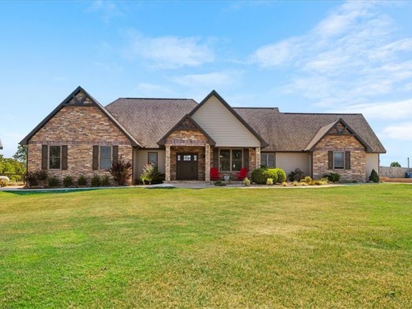 125 Doering Circle , Pea Ridge, AR 72751