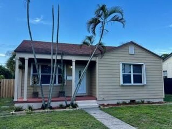 1007 AVON Road, West Palm Beach, FL 33401