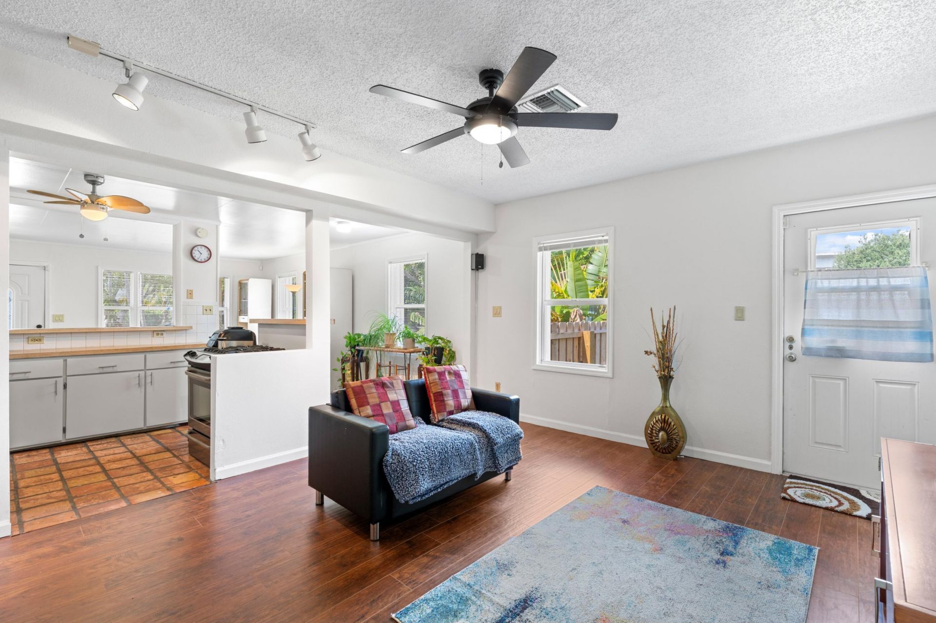 1007 Avon Road, West Palm Beach, FL 33401 Photo